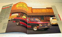 NOS 1987 Chevrolet Pickup 4x4 Sales Brochure