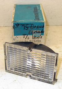NOS 1975 Pontiac Grand Lemans Front Turn Signal Lamp Right Hand Passenger Side 