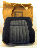 NOS 1992-94 Chevy GMC Suburban Yukon Center Folding Seat Back